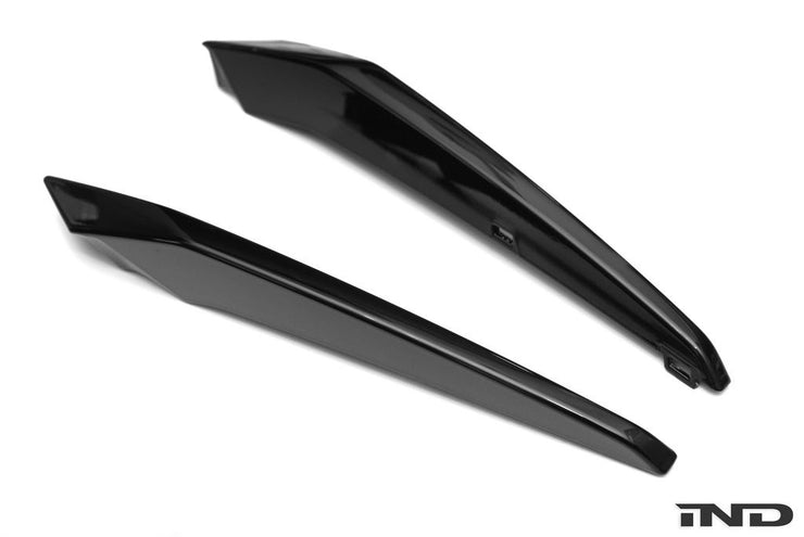 IND F30 3-Series Pre-LCI Painted Lower Whisker Set