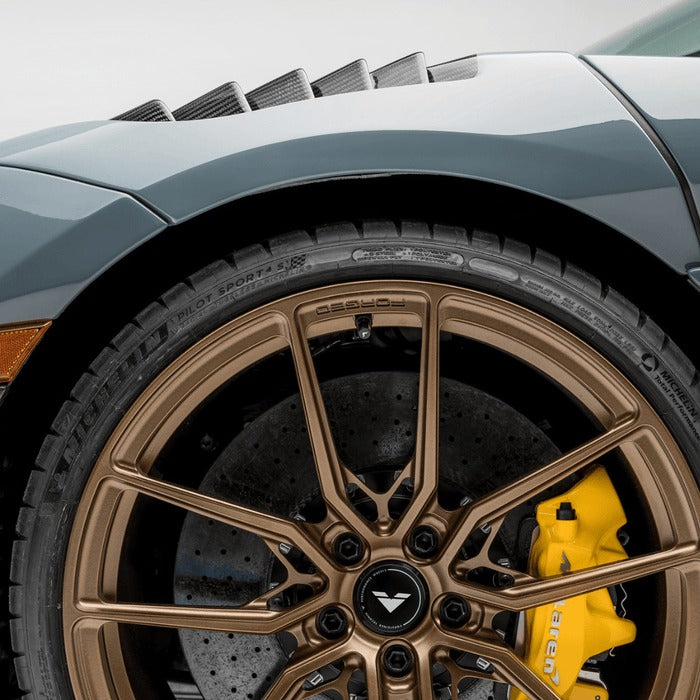 Vorsteiner Silverstone Edition Aero Front Fenders w/ Integrated Vents For McLaren 720S Coupe (Glossy)