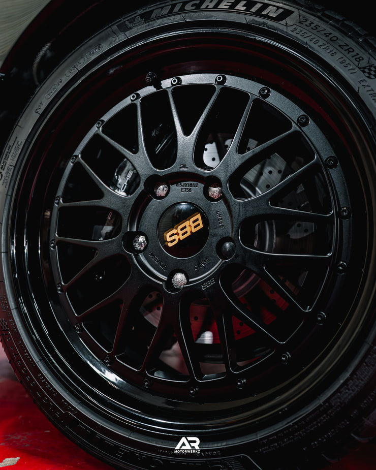 AR Custom BBS LMs 18" for Porsche 993 Targa Fitment